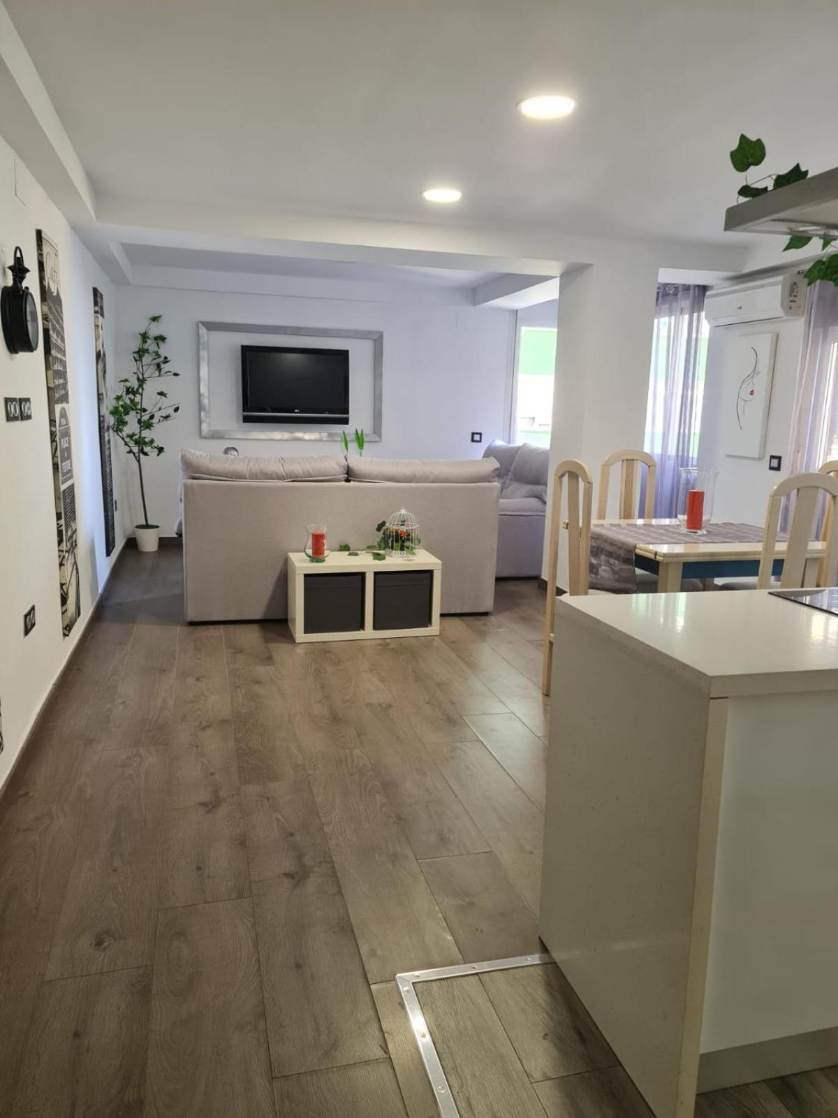 Casa Ramirez Apartment มาลากา ภายนอก รูปภาพ