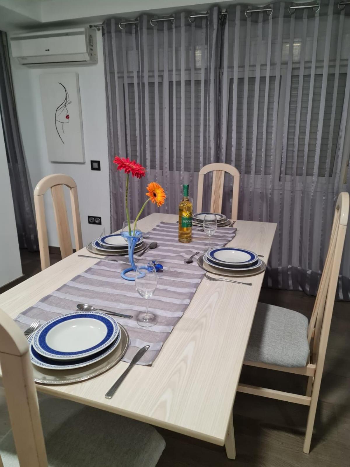 Casa Ramirez Apartment มาลากา ภายนอก รูปภาพ